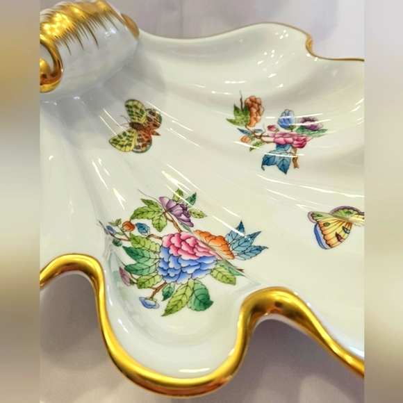 HEREND "Queen Victoria" pattern, shell-shaped dish. - Picture 4 of 10